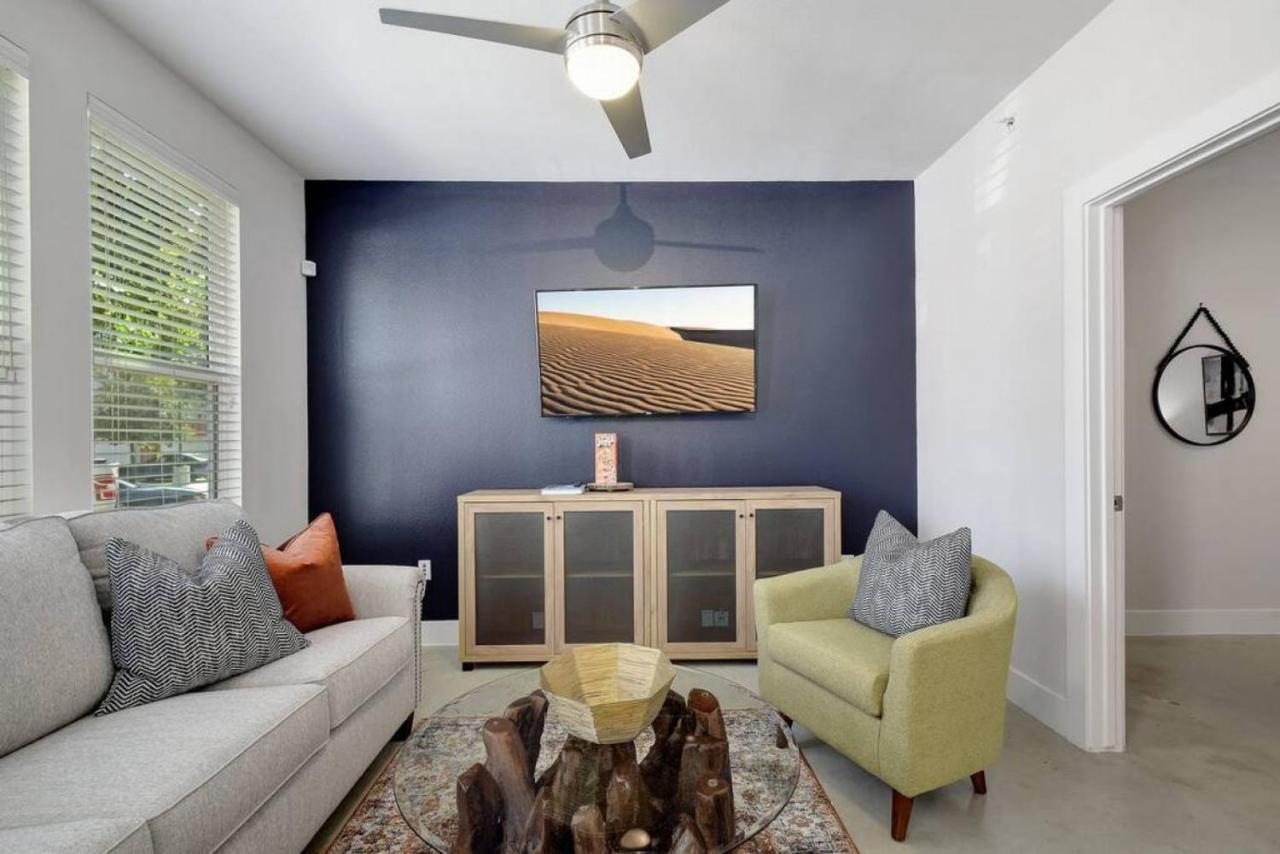 Escape At A Stylish Near Downtown * San Antonio